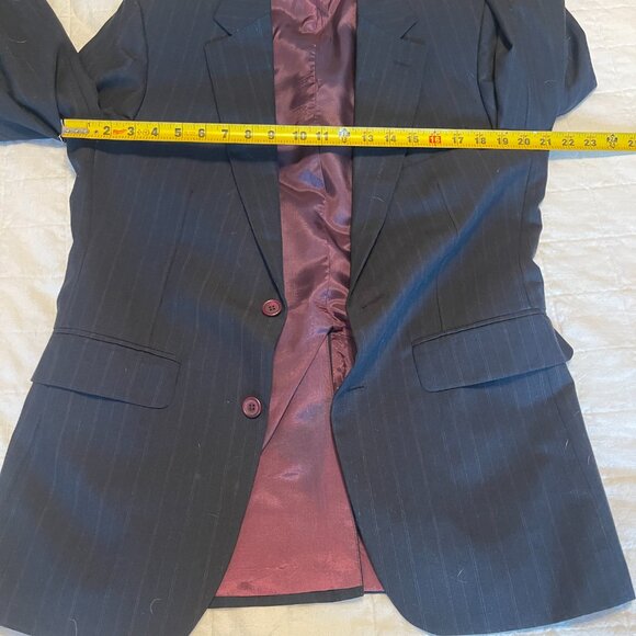 Towncraft Brand Suit - Picture 5 of 16